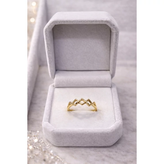 Különleges Arany Gyűrű