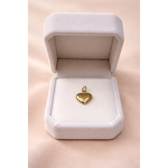 Fényes Szív Alakú Arany Medál